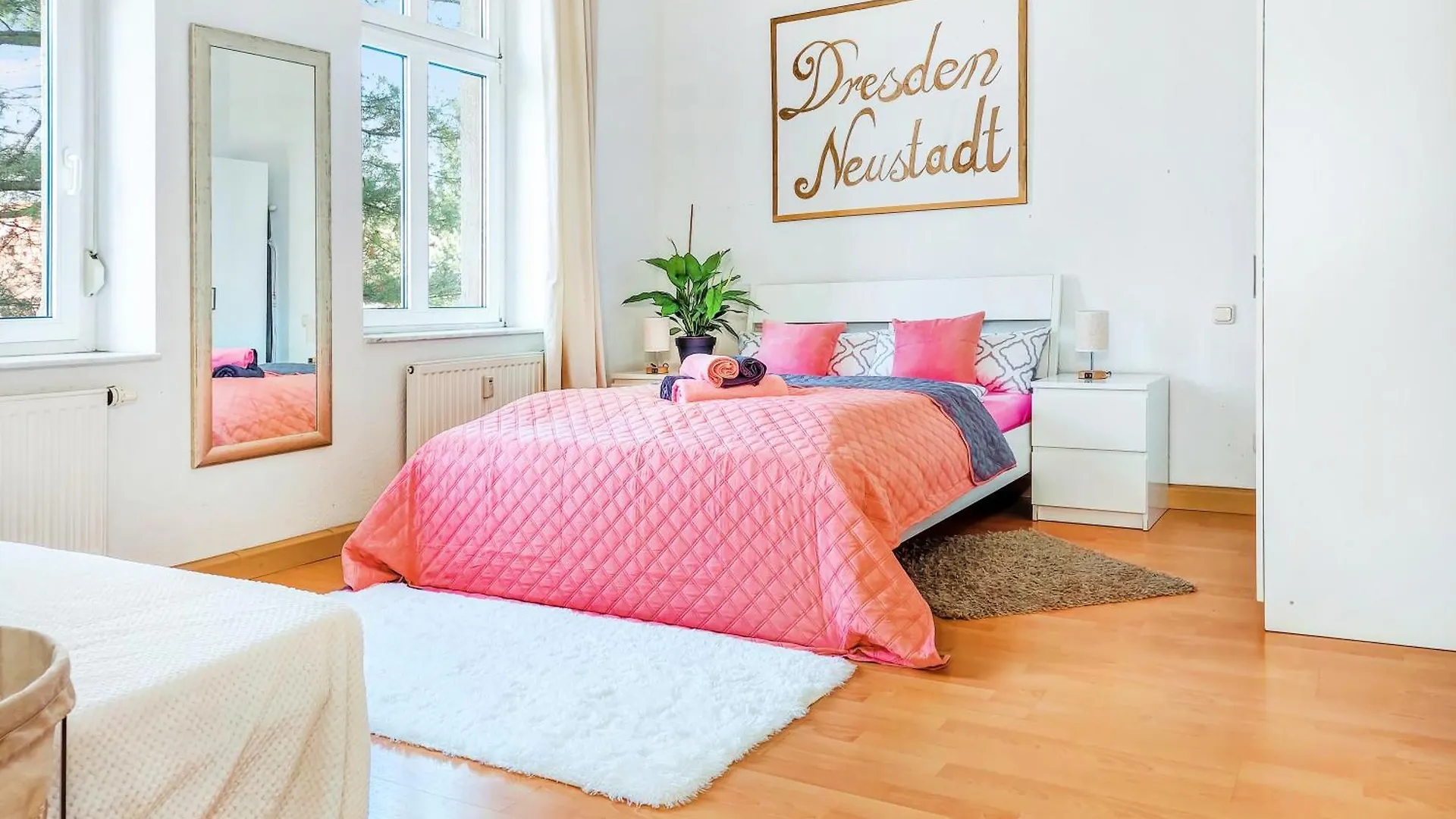 Bis 6 Personen - Helle, Ruhige Whg, 2 Baeder, Dd Neustadt - Top Lage Dresden